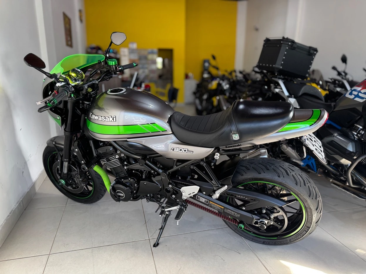KAWASAKI Z900RS CAFÉ
