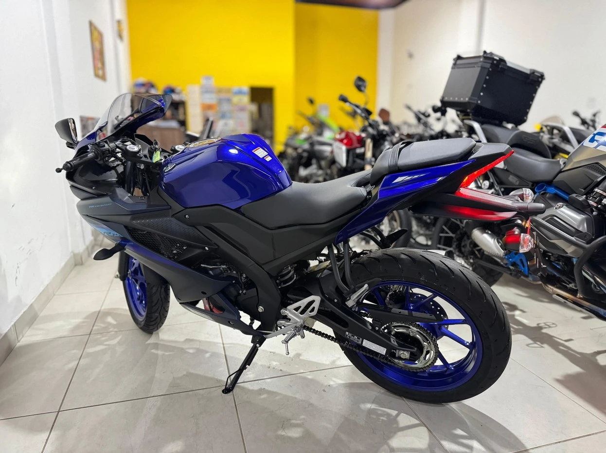 YAMAHA YZF R15