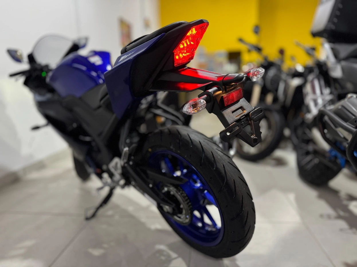 YAMAHA YZF R15