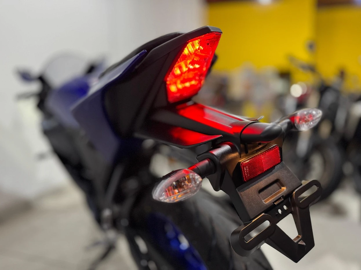 YAMAHA YZF R15
