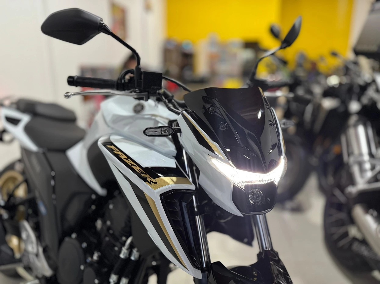 YAMAHA FZ25 FAZER ABS
