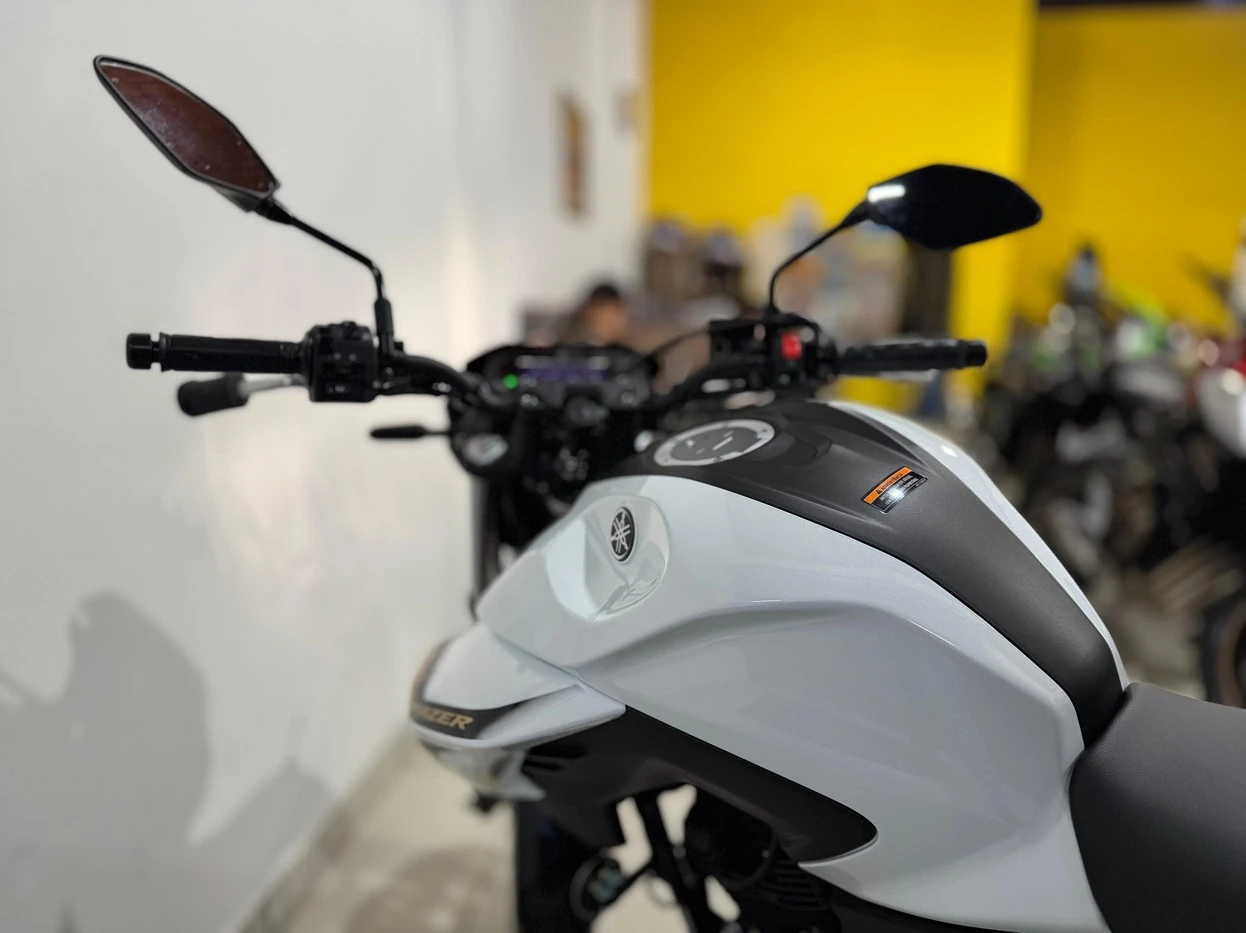 YAMAHA FZ25 FAZER ABS