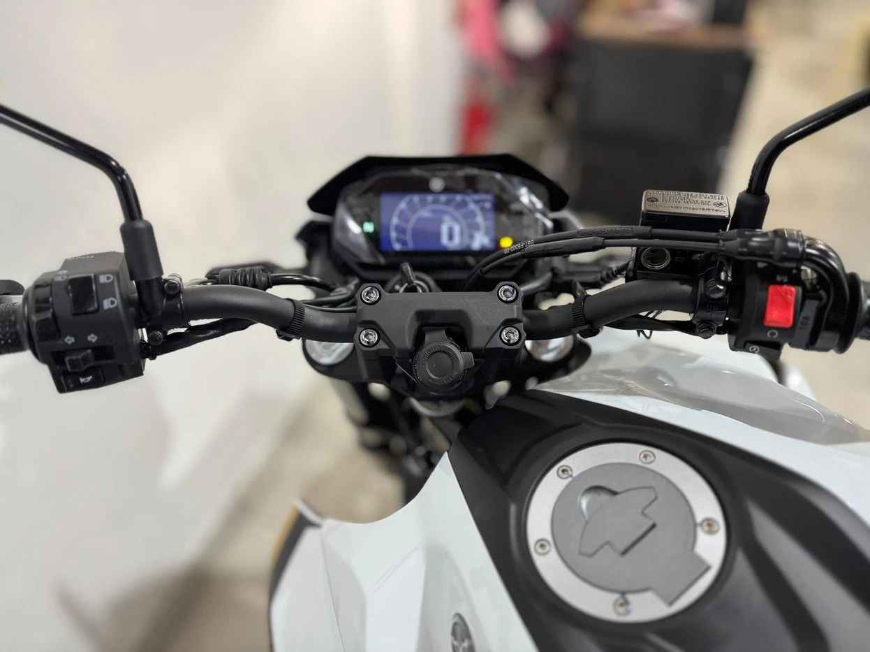 YAMAHA FZ25 FAZER ABS