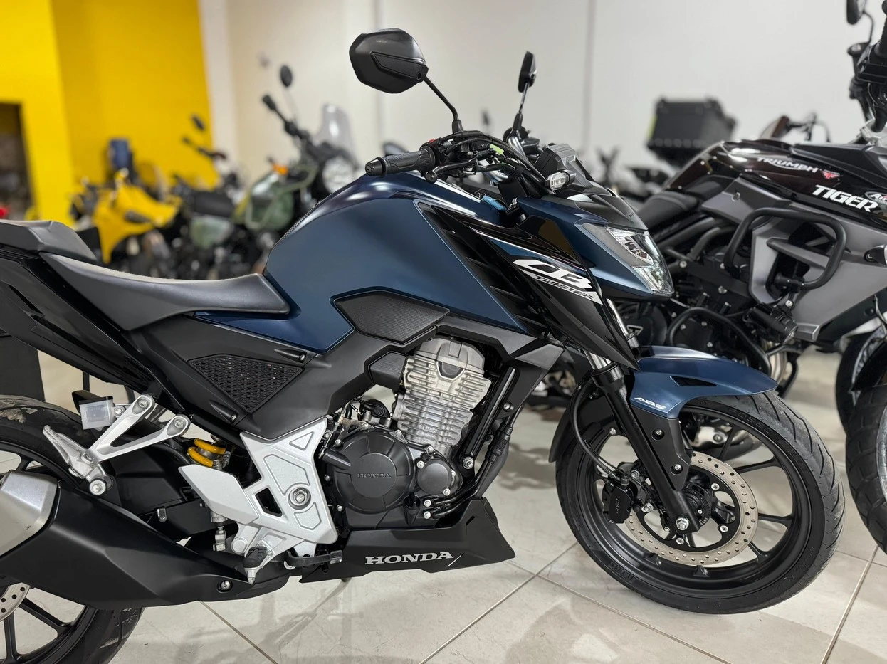 HONDA CB 300F TWISTER ABS