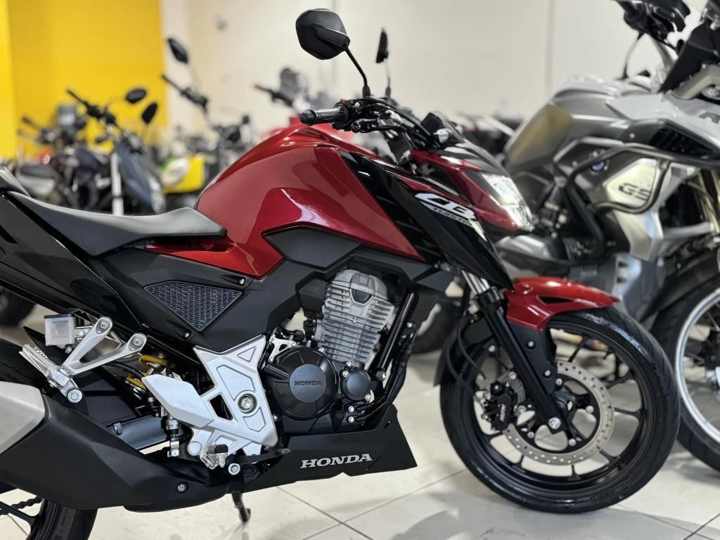 HONDA CB 300F TWISTER ABS
