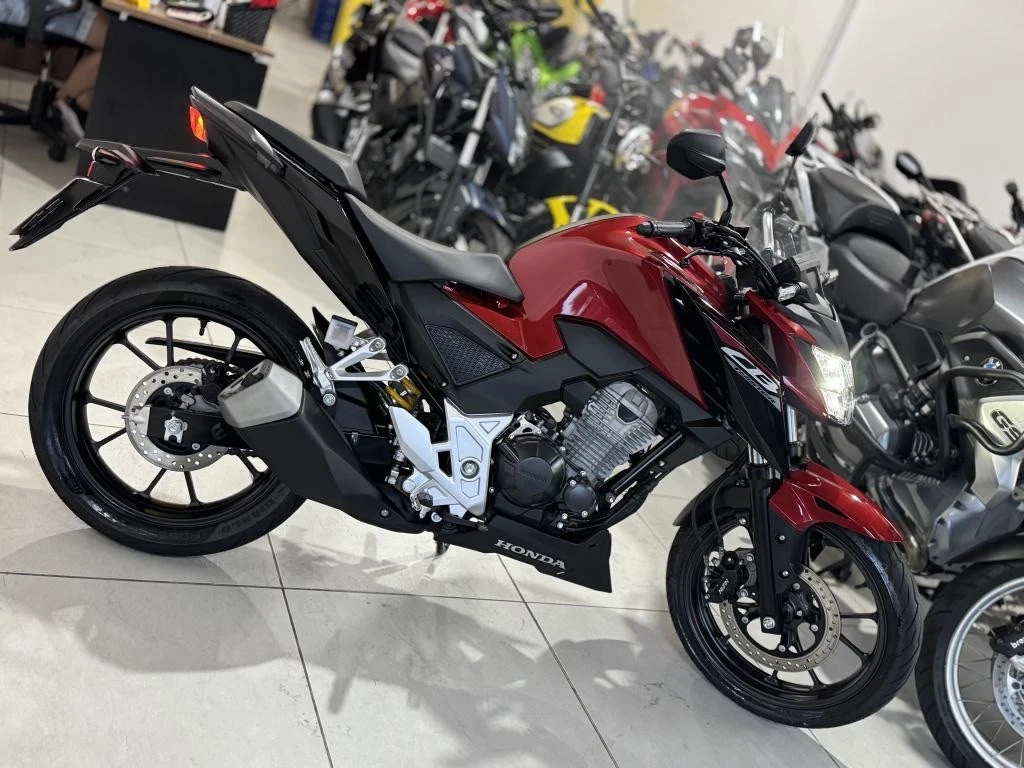 HONDA CB 300F TWISTER ABS
