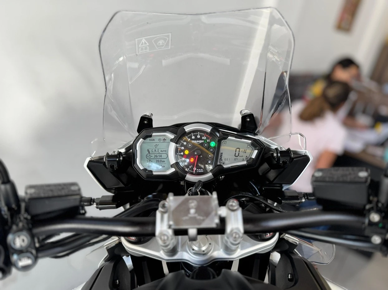 TRIUMPH TIGER EXPLORER XCX