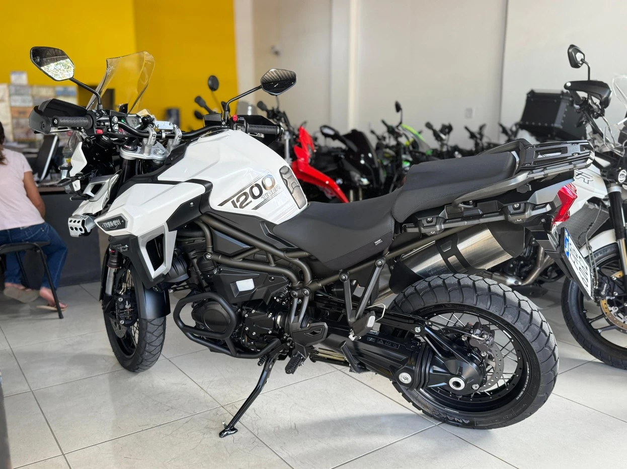 TRIUMPH TIGER EXPLORER XCX