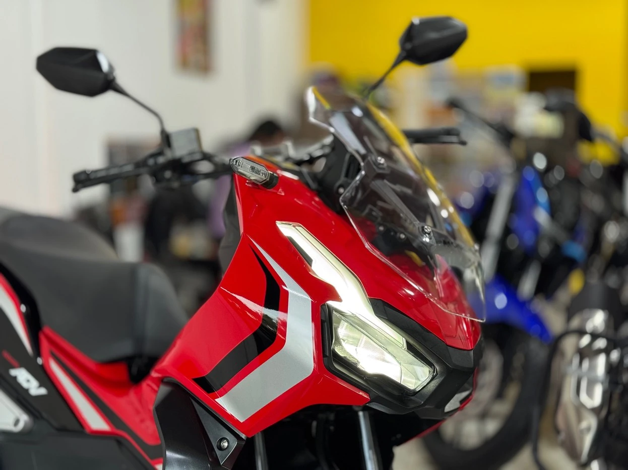 HONDA ADV 150