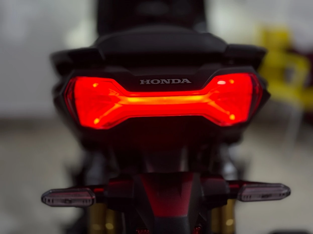 HONDA ADV 150