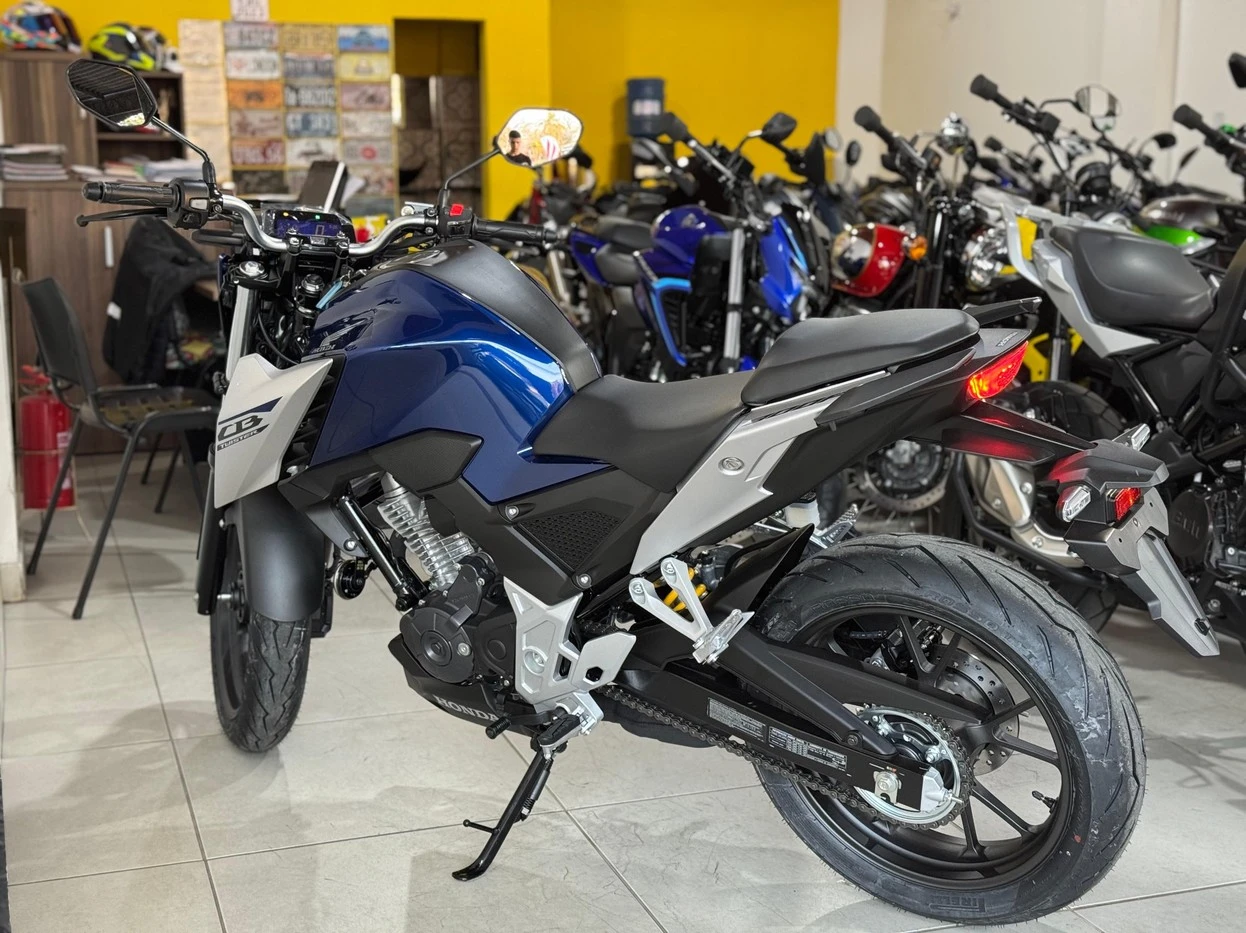 HONDA CB 300F TWISTER ABS