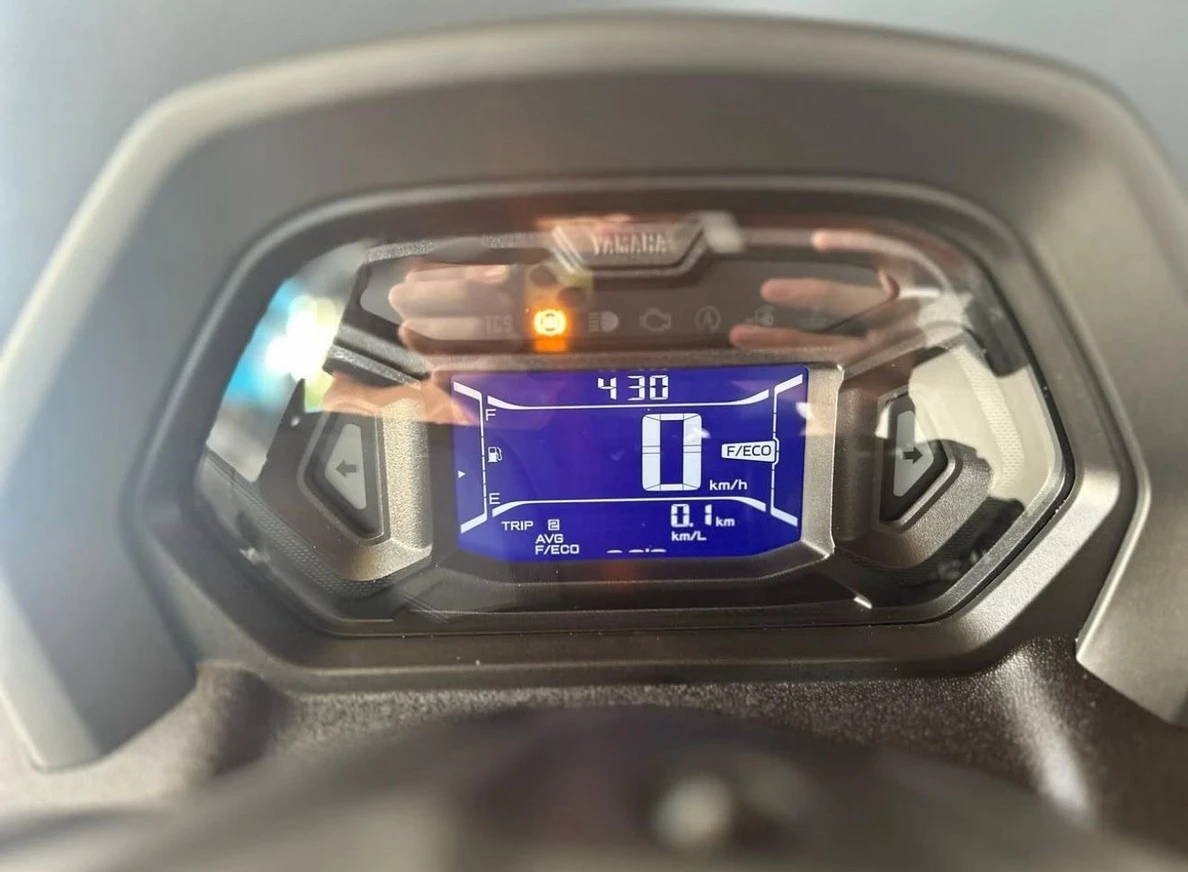 YAMAHA NMAX CONNECTED 160 ABS