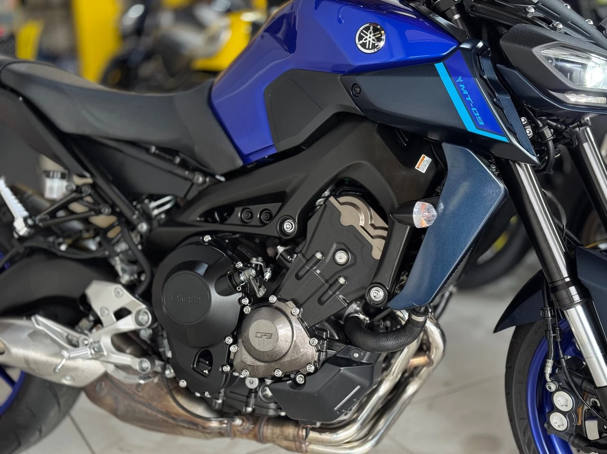 YAMAHA MT-09