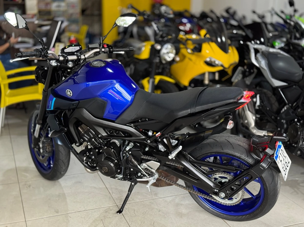 YAMAHA MT-09