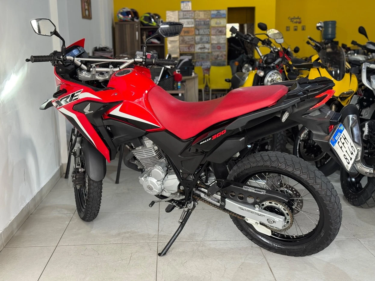 HONDA XRE 300 SAHARA