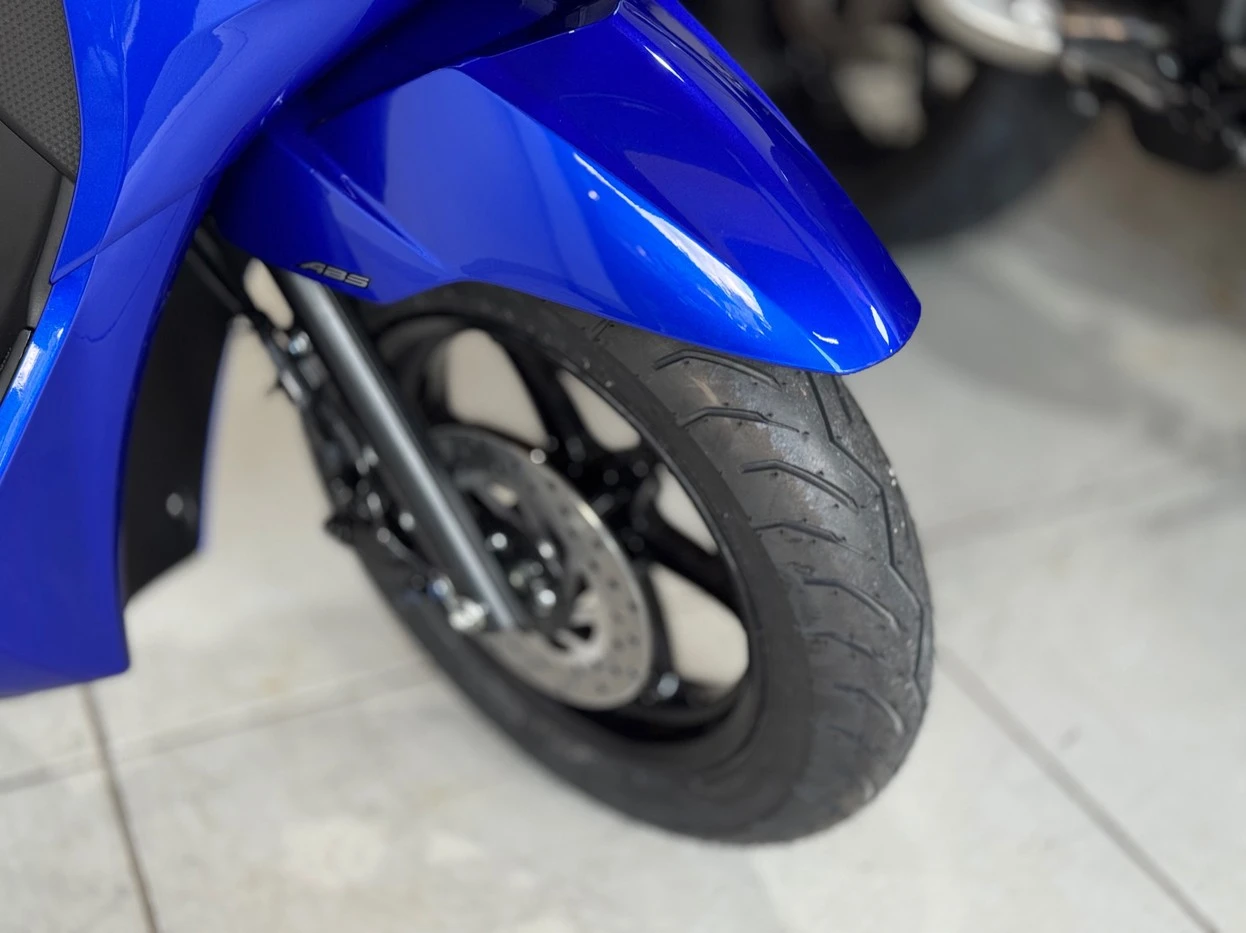 YAMAHA FLUO 125 HYBRID CONNECTED ABS