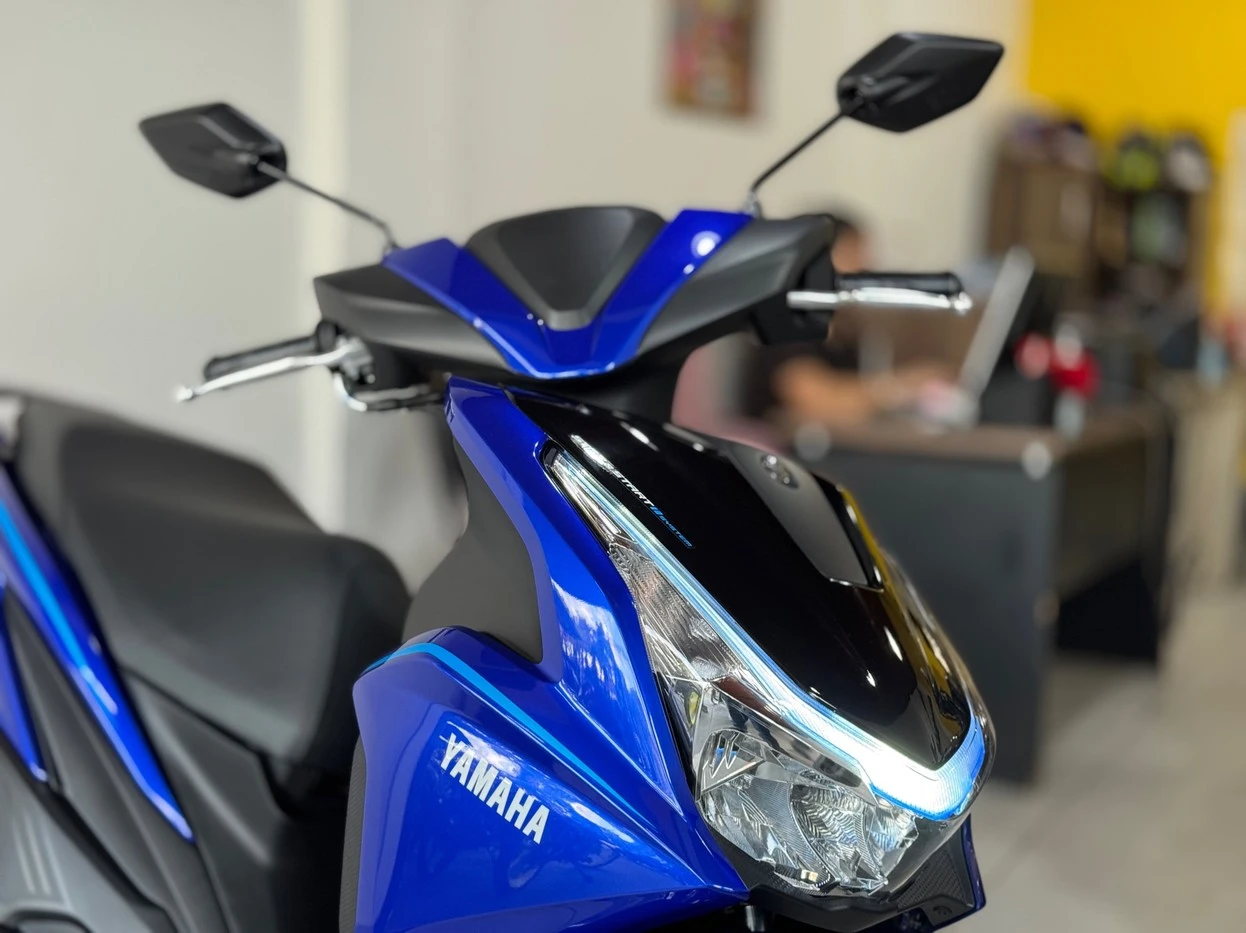 YAMAHA FLUO 125 HYBRID CONNECTED ABS