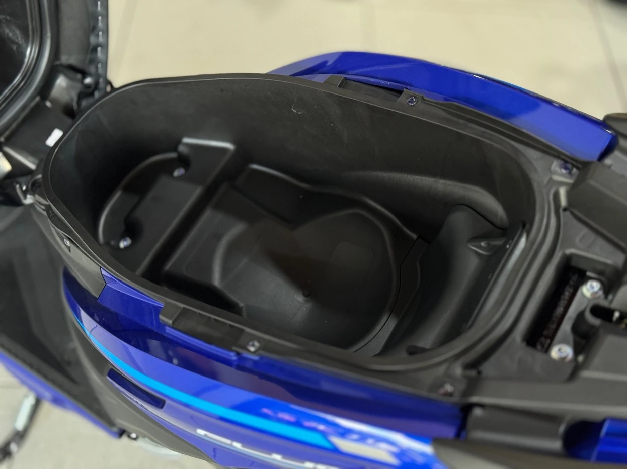 YAMAHA FLUO 125 HYBRID CONNECTED ABS