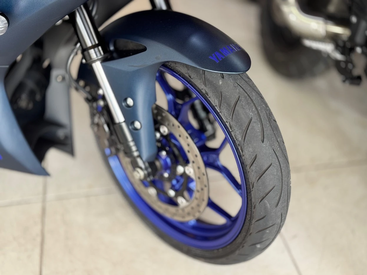 YAMAHA YZF R3 ABS