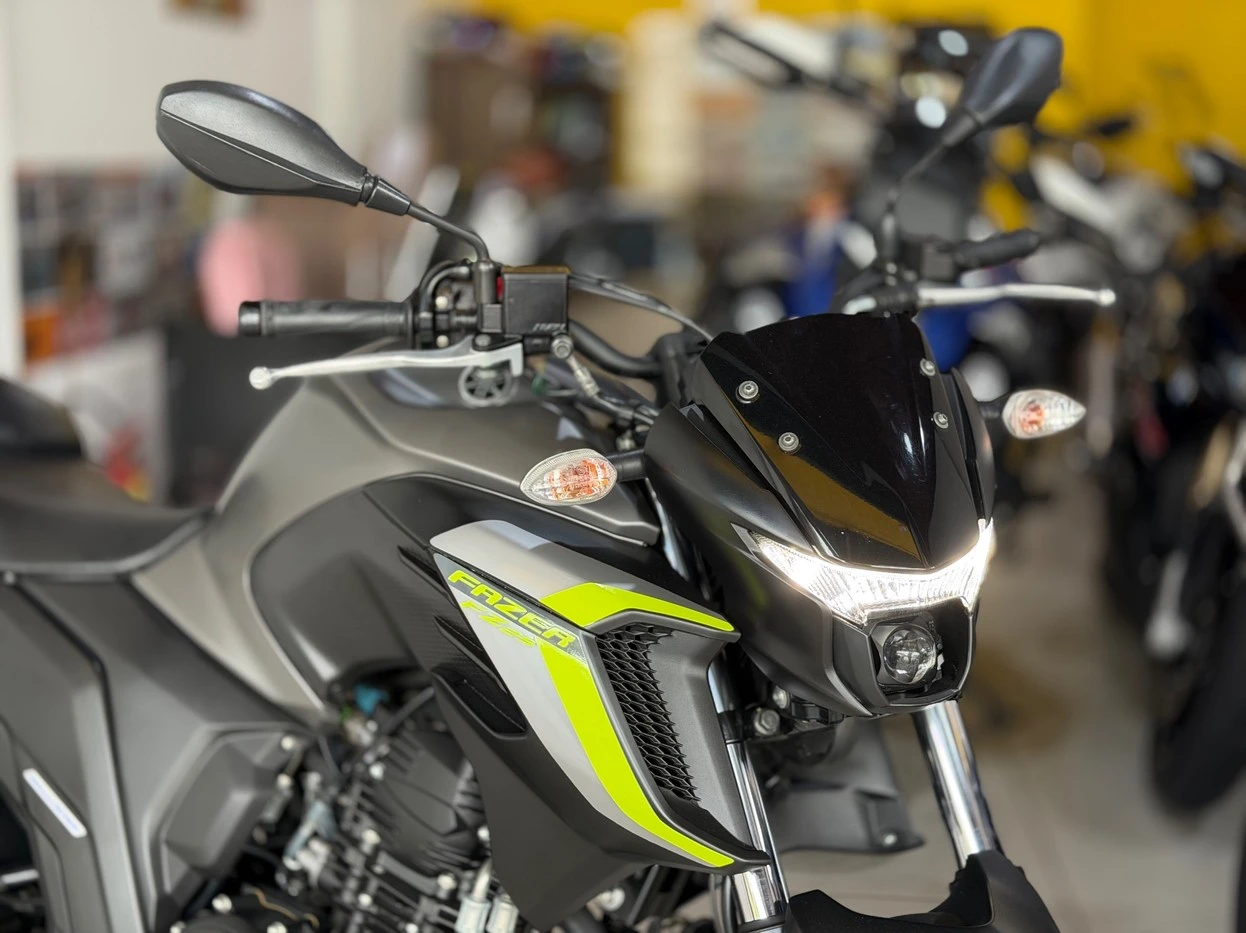 YAMAHA FZ25 FAZER ABS