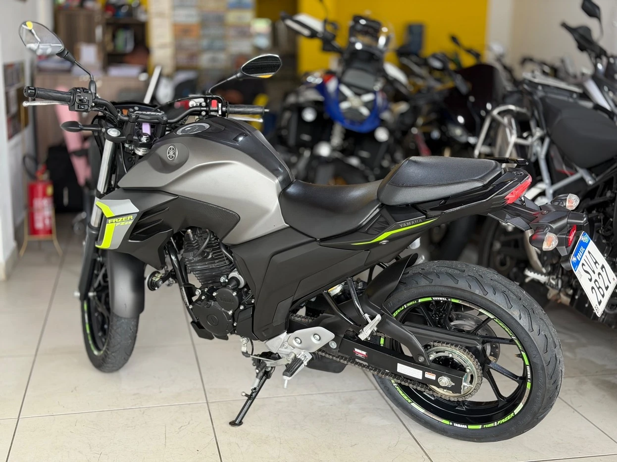 YAMAHA FZ25 FAZER ABS