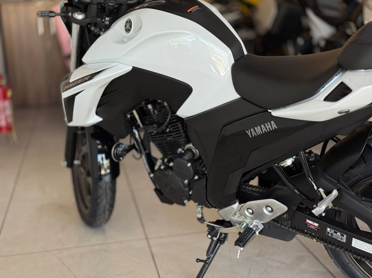 YAMAHA FZ25 FAZER CONNECTED ABS