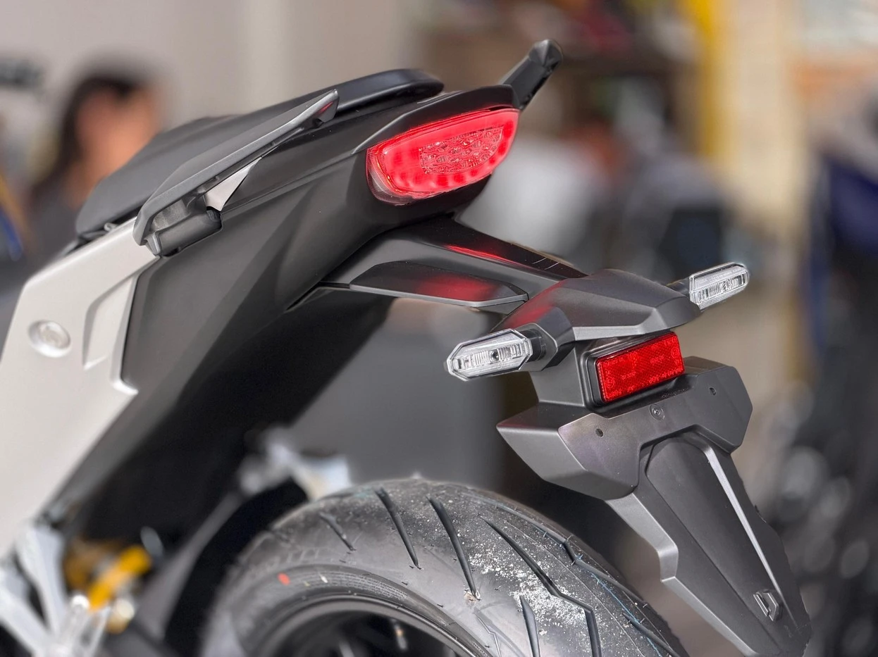 HONDA CB 300F TWISTER ABS