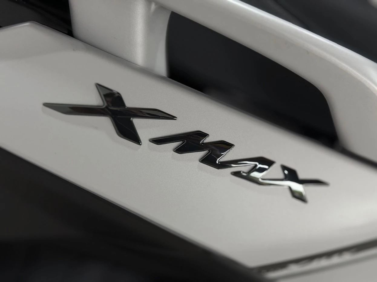 YAMAHA XMAX 250 CONNECTED ABS