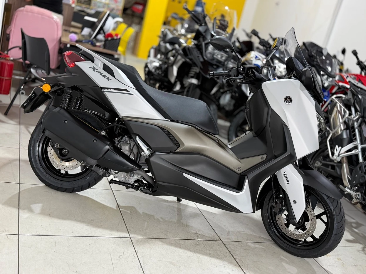 YAMAHA XMAX 250 CONNECTED ABS