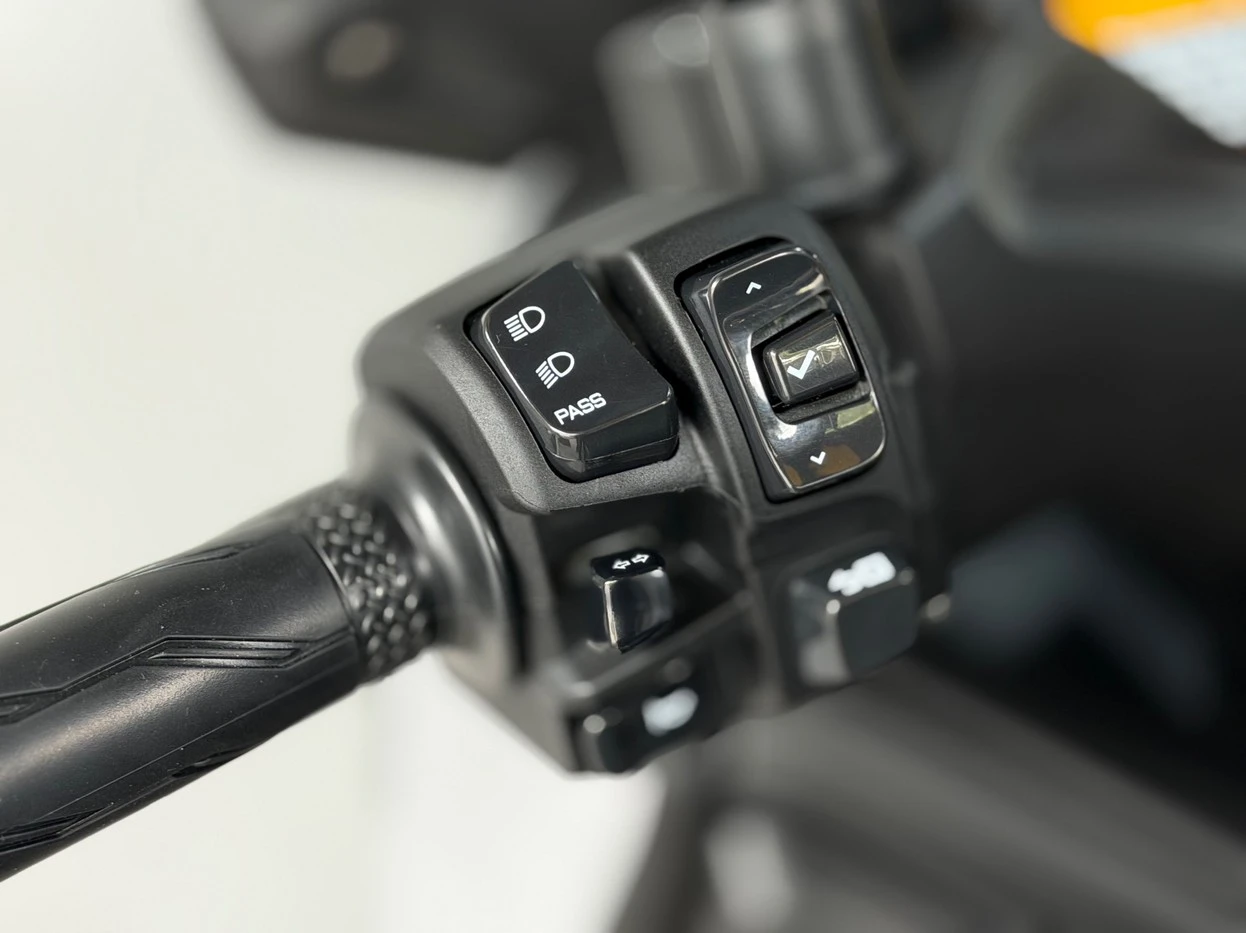 YAMAHA XMAX 250 CONNECTED ABS