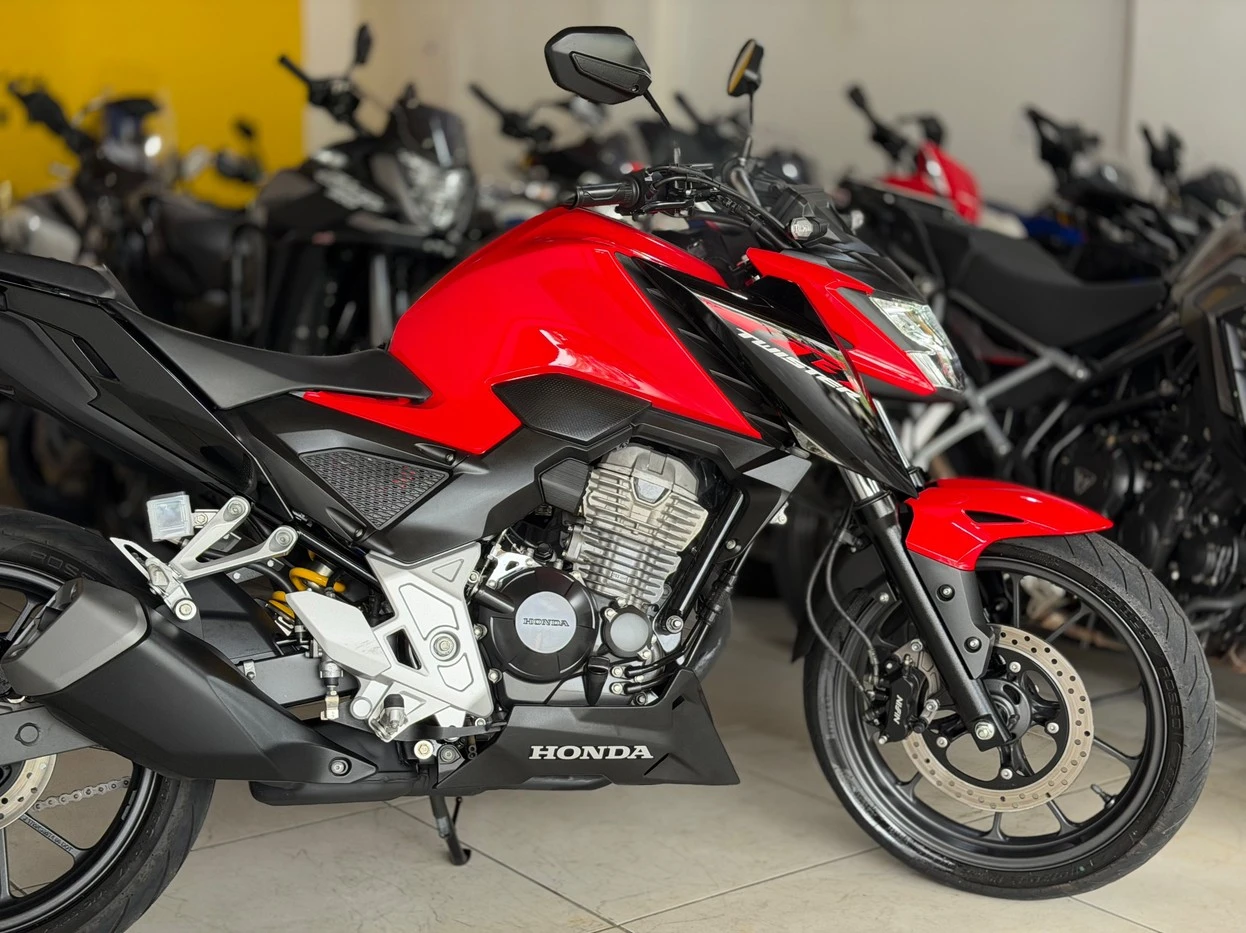 HONDA CB 300F TWISTER ABS