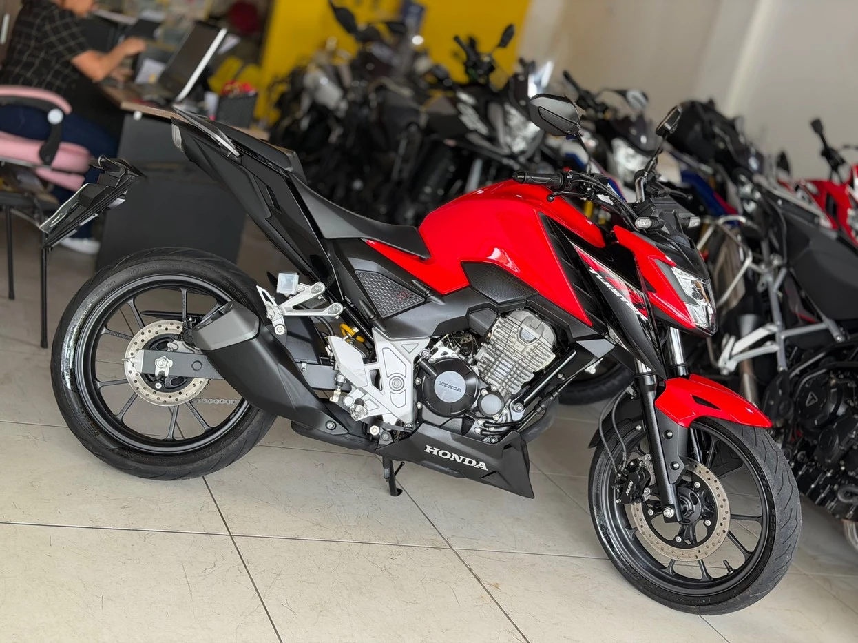 HONDA CB 300F TWISTER ABS