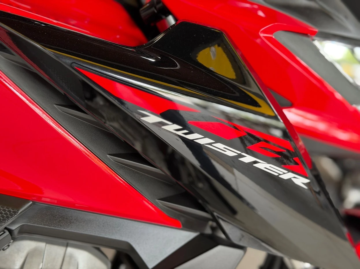 HONDA CB 300F TWISTER ABS