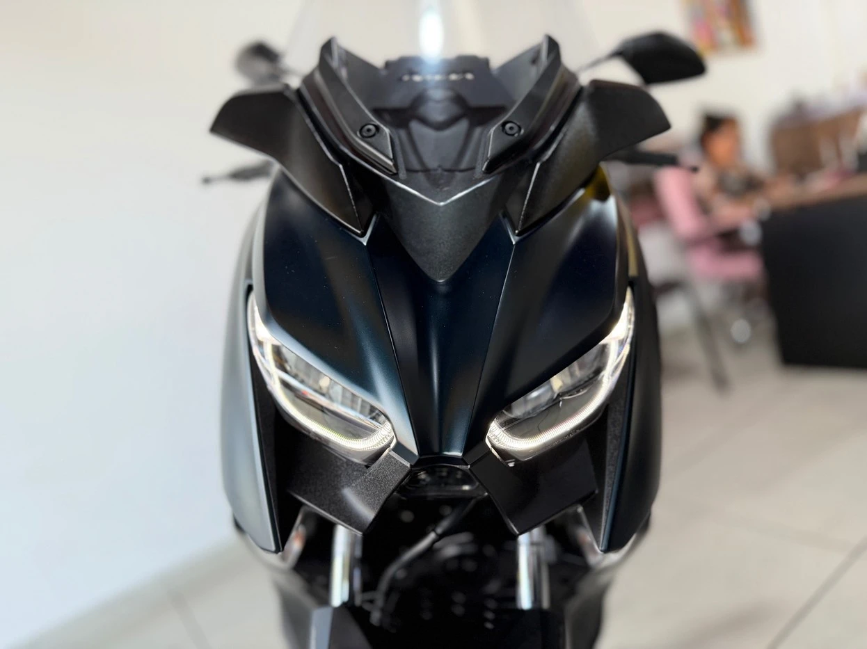 YAMAHA XMAX ABS