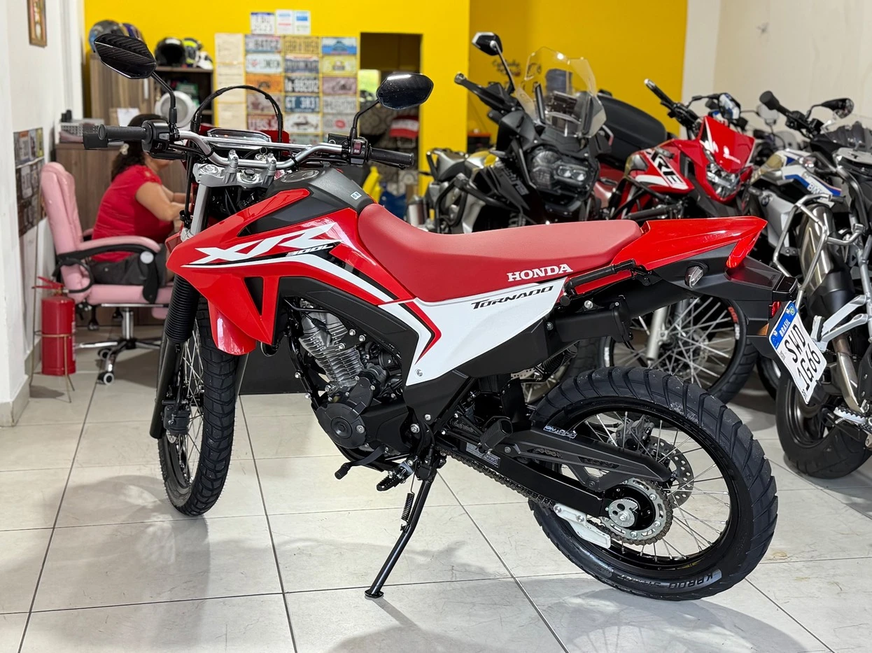 HONDA XR 300L TORNADO