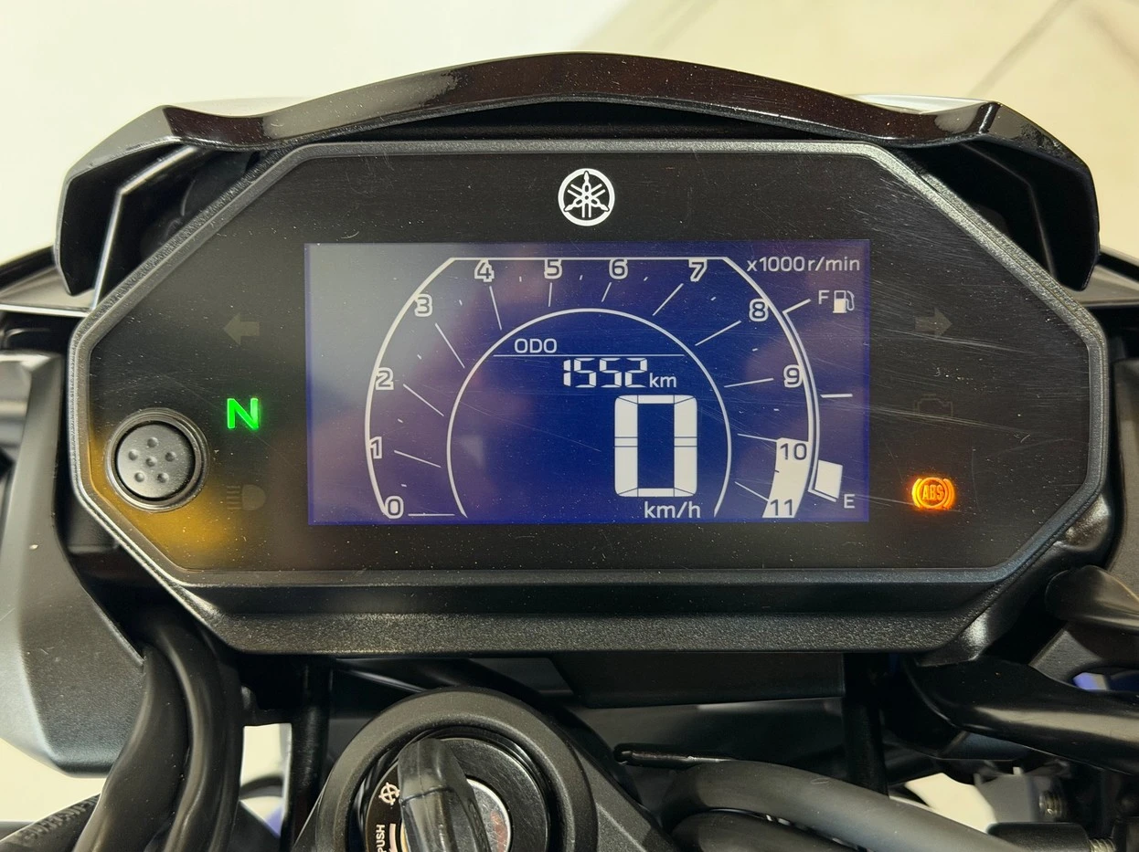 YAMAHA FZ25 FAZER ABS