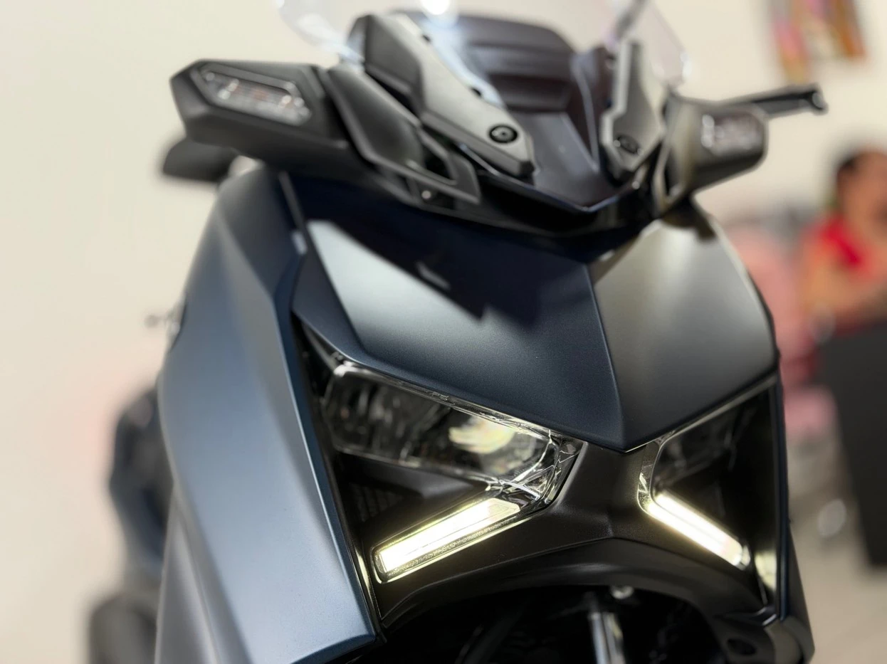YAMAHA XMAX 250 CONNECTED ABS