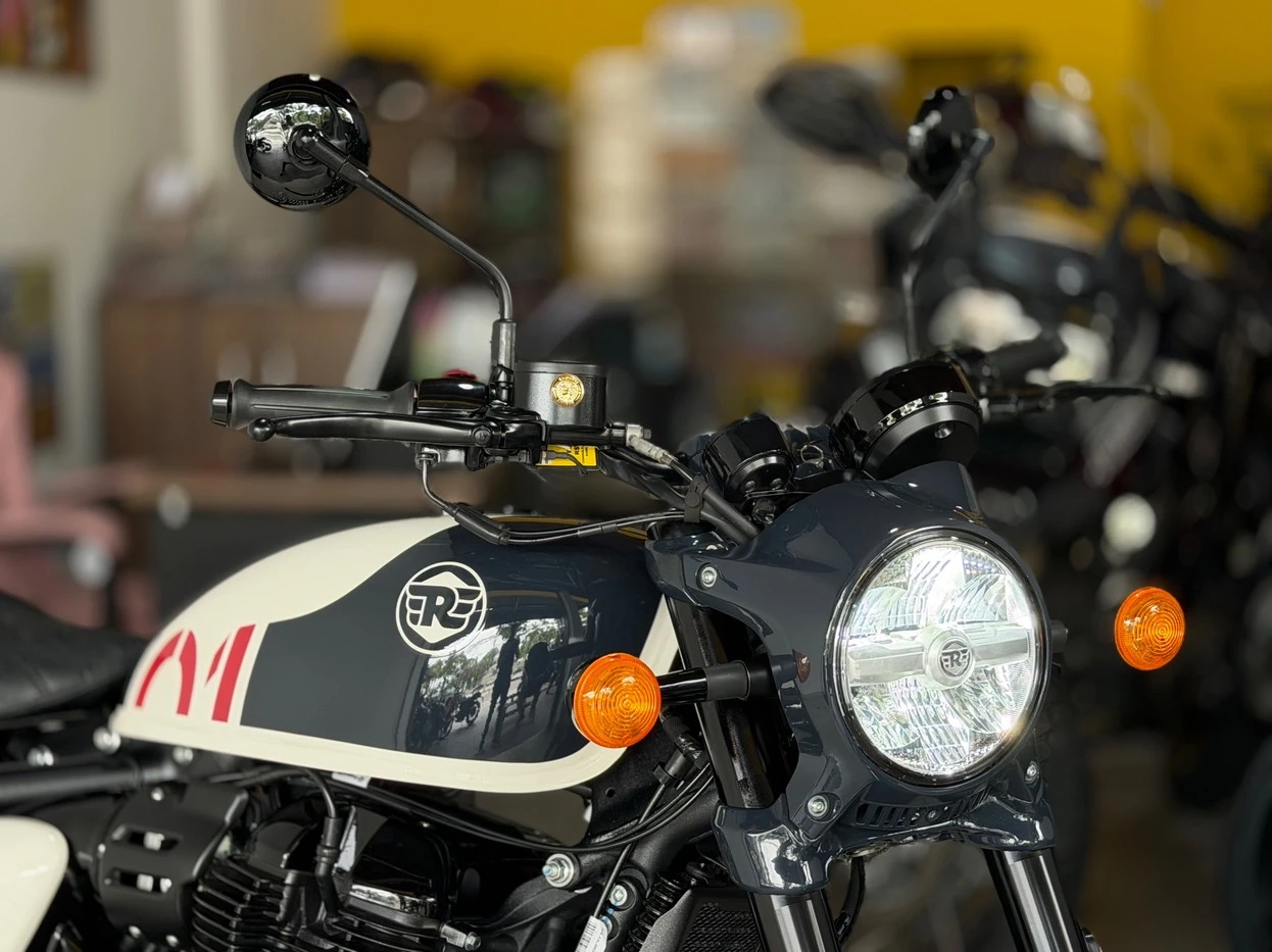 ROYAL ENFIELD SHOTGUN 650 STENCIL WHITE