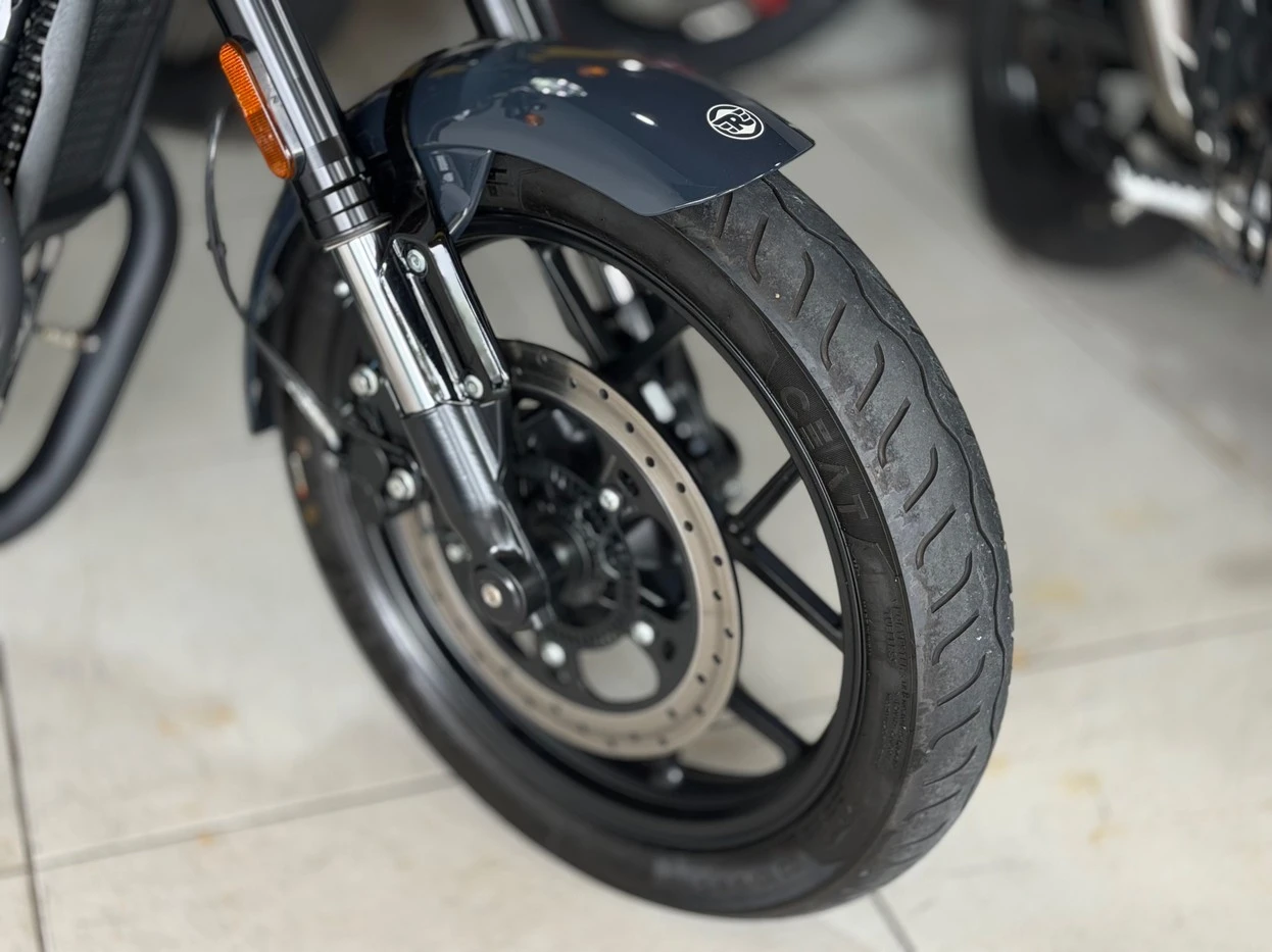 ROYAL ENFIELD SHOTGUN 650 STENCIL WHITE