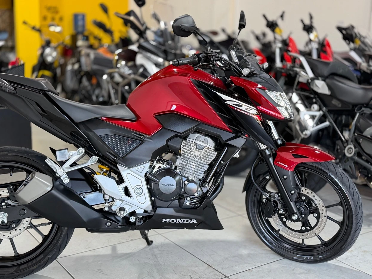 HONDA CB 300F TWISTER ABS