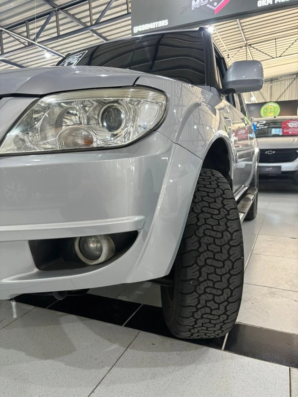 MITSUBISHI PAJERO TR4