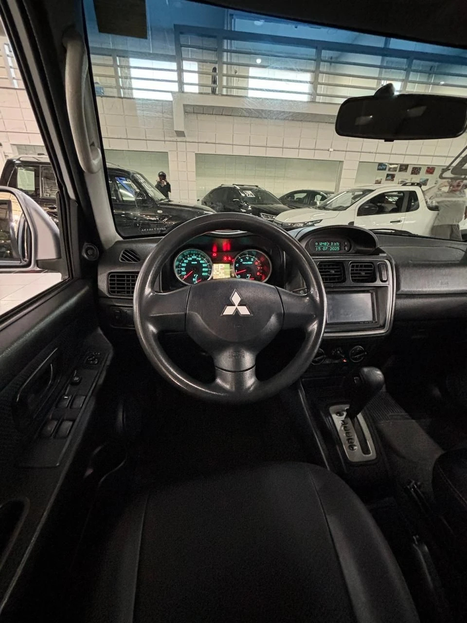 MITSUBISHI PAJERO TR4