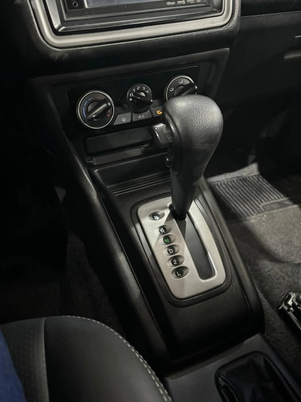 MITSUBISHI PAJERO TR4