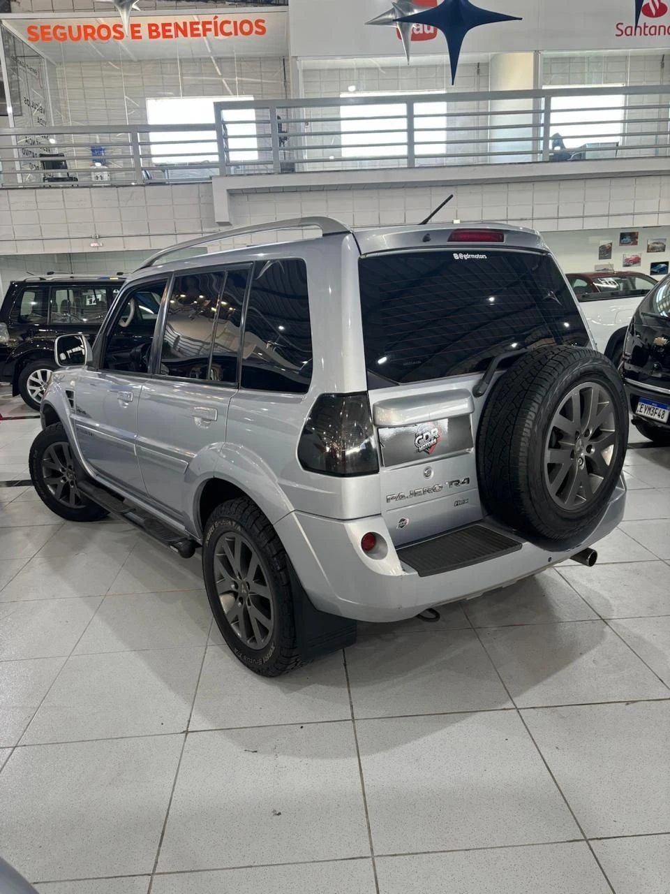MITSUBISHI PAJERO TR4