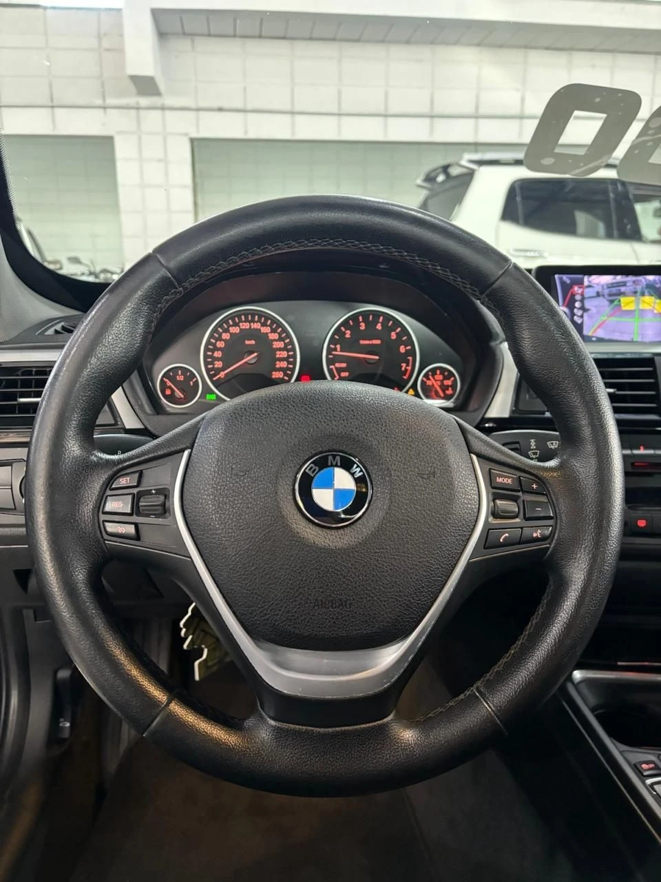 BMW 328I