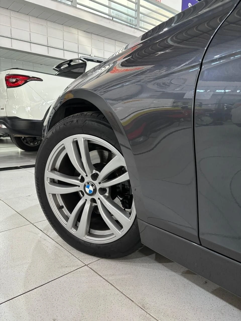BMW 328I