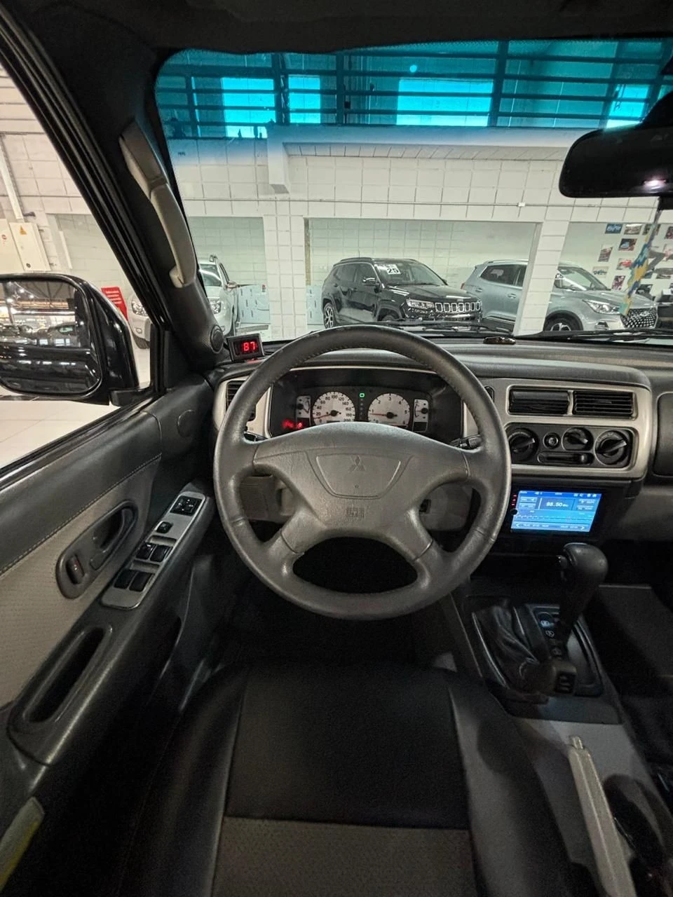 MITSUBISHI PAJERO SPORT