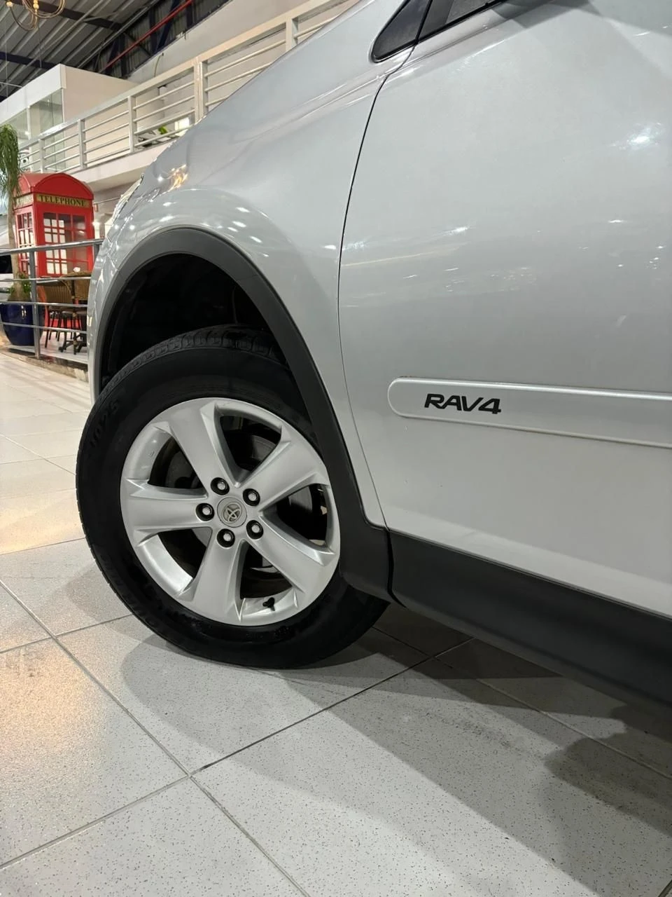 TOYOTA RAV4