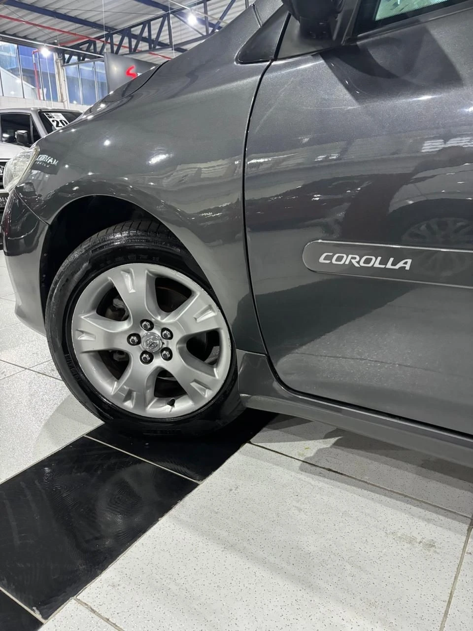 TOYOTA COROLLA