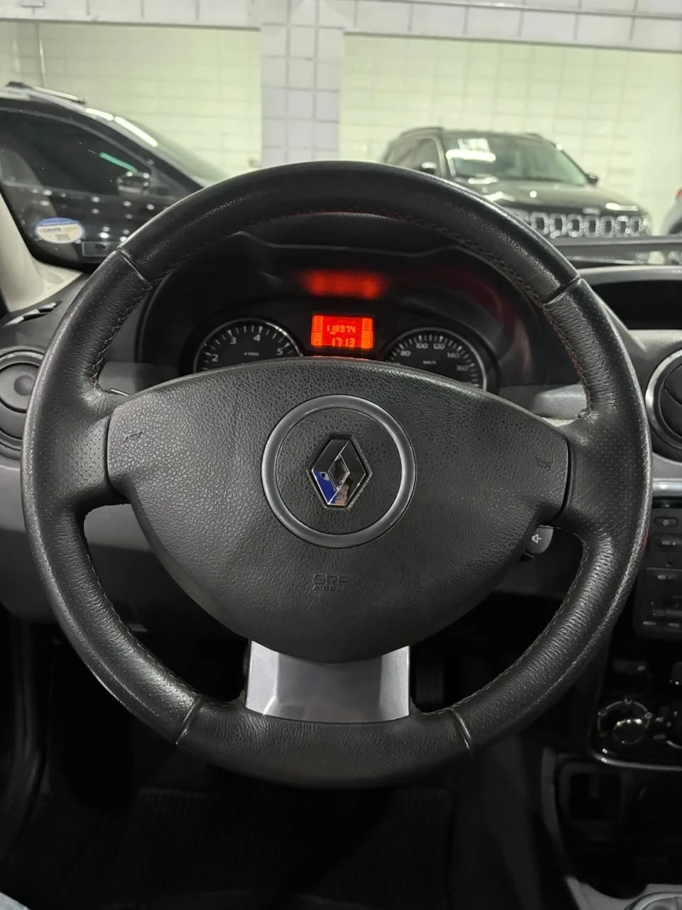 RENAULT DUSTER